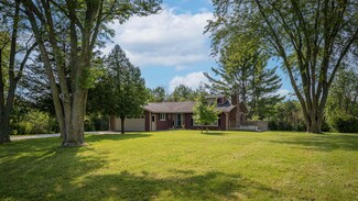 10 Obadiah Dr, Galena, IL 61036