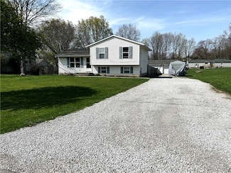 4195 Watkins Rd, Norton, OH 44203