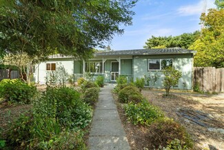 1544 Range Ave, Santa Rosa, CA 95401
