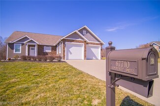67710 Community Dr, Saint Clairsville, OH 43950
