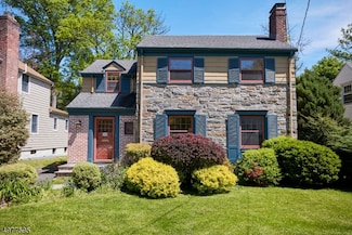 742 Ridgewood Rd, Millburn, NJ 07041