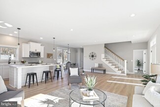 7844 Bertha Rd, Pasadena, MD 21122