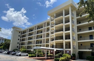 2751 N Palm Aire Dr Unit 504, Pompano Beach, FL 33069