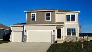 3329 10th Ave SW, Altoona, IA 50009