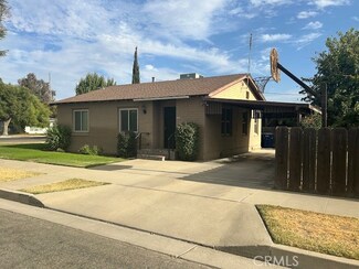 400 W 8th St, Madera, CA 93637