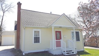 905 Warrior St, Round Lake Heights, IL 60073