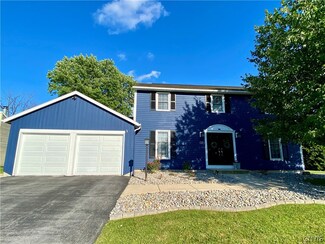 5131 Coffee Tree Ln, Syracuse, NY 13212