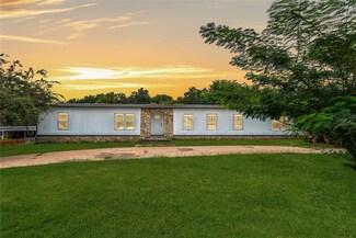 3341 Myrtle Ave, Edmond, OK 73034