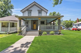 228 S Elm St, Ottawa, KS 66067