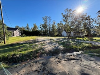 204 Spruce St, Mandeville, LA 70471
