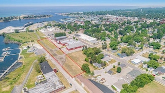 509 Lake St, Ludington, MI 49431