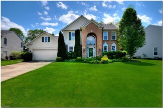392 Bishop Way, Northfield, OH 44067
