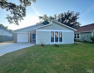 4218 Baywoods Dr, Pensacola, FL 32504