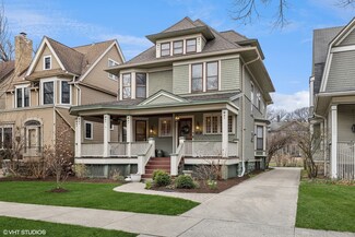 327 N Grove Ave, Oak Park, IL 60302