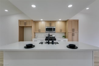3165 Anacapa Way, Las Vegas, NV 89146