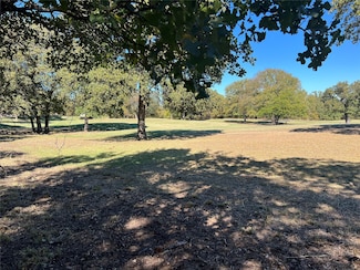 314 Rivercrest Dr, Nocona, TX 76255