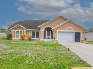 992 Seneca Ave, Sebastian, FL 32958