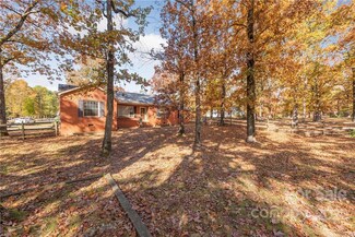 1504 Griffith Rd, Monroe, NC 28112