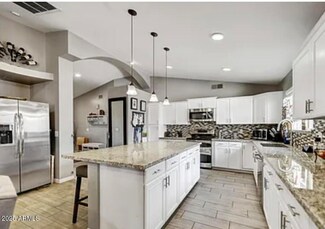 8149 W Daley Ln, Peoria, AZ 85383