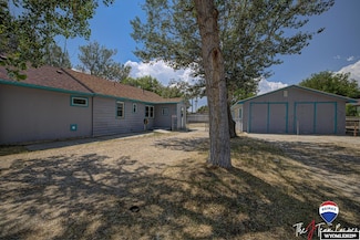 368 Crescent Dr, Mills, WY 82604