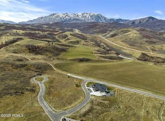 7545 E Dogwood Dr, Huntsville, UT 84317