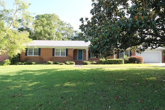 1108 Kimberly Dr, Valdosta, GA 31602