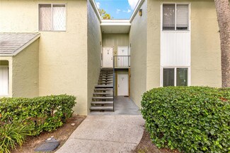 586 Fairways Cir Unit A, Ocala, FL 34472