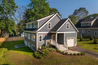 12 Gillis Dr Unit 3, Kittery, ME 03904