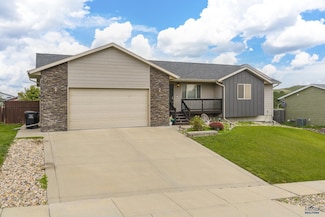 872 Cobalt Dr, Rapid City, SD 57701