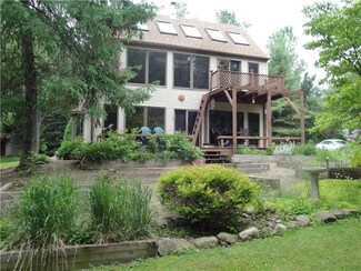 6909 Kane Rd, Transfer, PA 16154