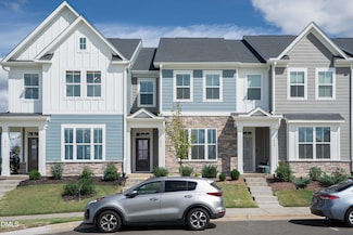 1842 Piney Falls Dr, Wendell, NC 27591