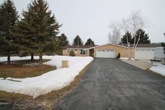 4 Thistle Trail, Caledonia, IL 61011