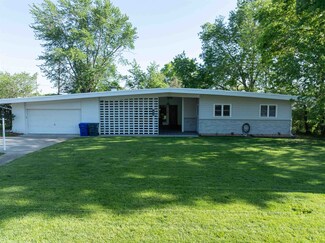 1815 W 11th St, Sedalia, MO 65301