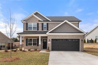 4482 Olivine Ln, Pfafftown, NC 27040