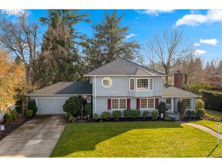 7910 SW Maple Dr, Portland, OR 97225