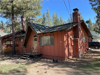 1040 W Rainbow Blvd, Big Bear City, CA 92314