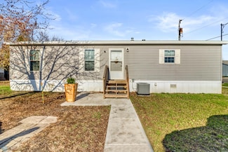 101 F St, West Fargo, ND 58078