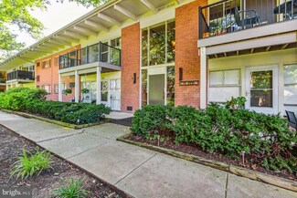 3421 University Blvd W Unit 3421-301, Kensington, MD 20895