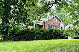 2528 Union St, Saint Joseph, MO 64506