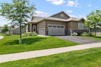6325 133rd St, Savage, MN 55378