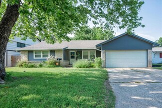 5620 NW 37th St, Warr Acres, OK 73122