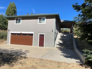 10006 Wendell Rd, Mountain Ranch, CA 95246