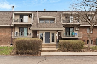 124 E Bailey Rd Unit J, Naperville, IL 60565