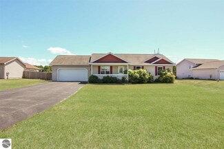 2549 Woodcock Ln, Traverse City, MI 49685