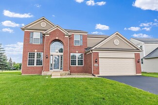 2452 Woodside Dr, Carpentersville, IL 60110