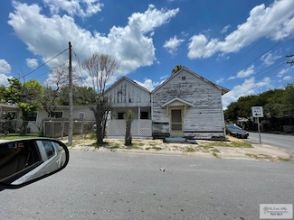 1045 E 10th St, Brownsville, TX 78520