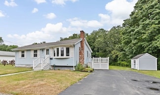 109 Lincoln Rd, Rockland, MA 02370