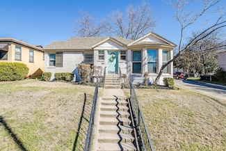 2641 Forest Park Blvd, Fort Worth, TX 76110