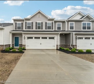 1209 Elowen Way, Uniontown, OH 44685