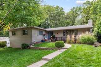 10 Hillsdale Dr, Council Bluffs, IA 51503